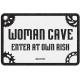 Plechová cedule WOMAN CAVE, OXFORD (černá/bílá, rozměr 30 x 20 cm)